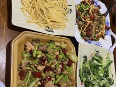 -苗湘食府(十年店)