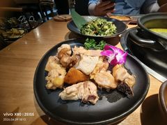 -一朵菌·野生菌探索家火锅(南亚店)
