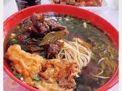 -小龙大肉面馆