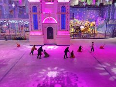 -西安银基冰雪世界