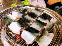 大大块活鳗鱼-本炙炭烤·蒲烧活鳗料理店(金沙洲店)