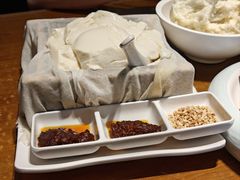 -95号酱骨·一块豆腐(展春园西路店)