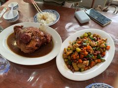 -巷子深菜馆·津门肘子(滨海店)