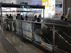 -南昌西站(地铁站)