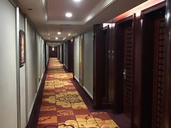 -沈阳皇朝万鑫酒店