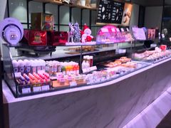 自助取餐区-巴黎贝甜·生日蛋糕(环球中心店)