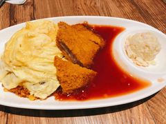 -玛格萝妮(汇智国际商业中心店)