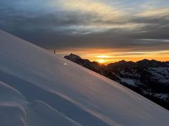 -贡嘎雪山