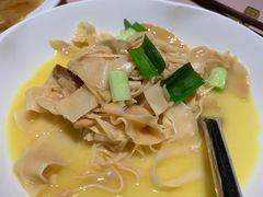 -新荣记(南京西路店)