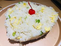 蛋炒饭-街角等你.大连海鲜烧烤.经典铁板海鲜串(西安路店)