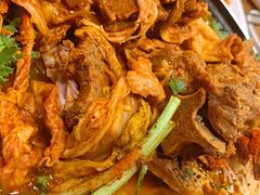 土豆排骨火锅-喇喇排骨火锅·传统韩式脊骨汤(望京西园总店)
