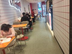 -肯德基(鲁迅路店)