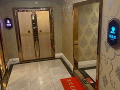 -黄金水汇·美食(文锦渡店)