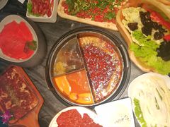 -热火朝天鲜切牛肉火锅(南强街巷店)
