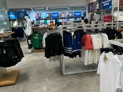 -BIGOFFS 超级折扣(仁恒伊势丹店)