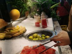 -金滏山·烤肉海鲜火锅自助(襄阳万达店)