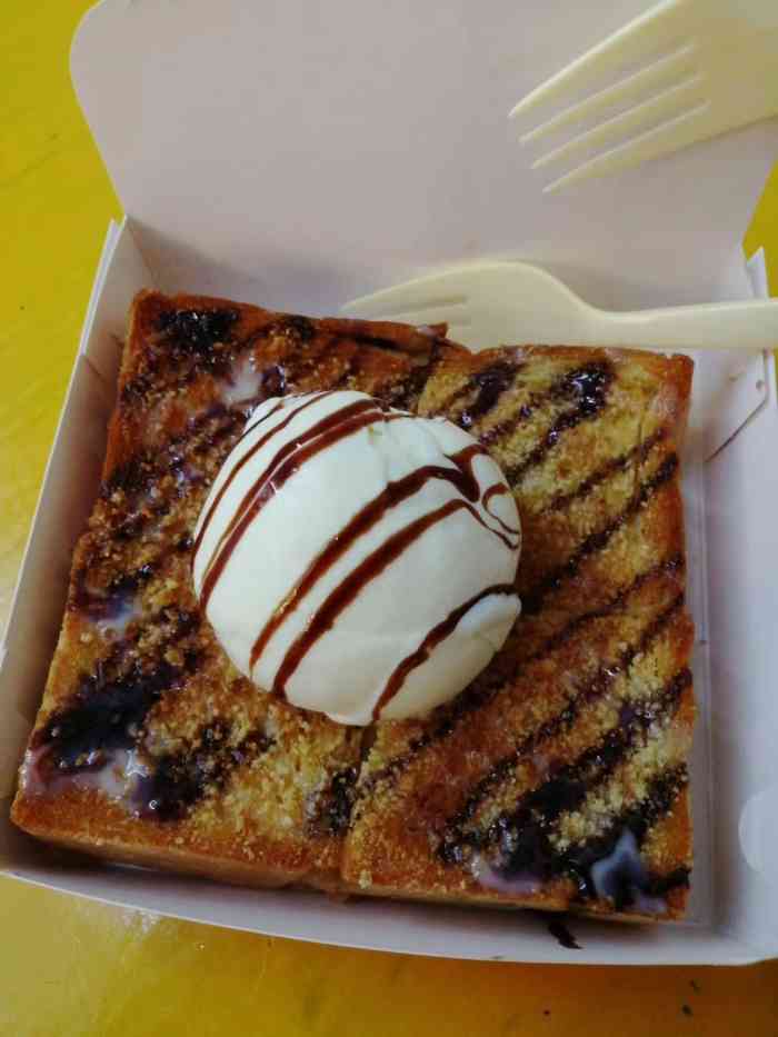 阿信厚吐司(曾厝垵店)-"这是我吃过最最最好吃的吐司了!曾厝安里.