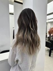 -艾美A·M Hair Salon