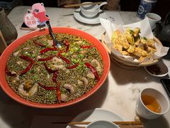 -初蓉丨遇见新川菜(亲贤街荣耀店)