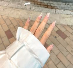 -Ami nail爱米美甲美睫