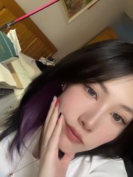 -Tloml salon