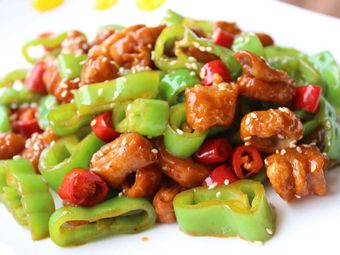 泰山花椒鸡(豪德城店)1条评价|人均 -鲁菜|莱芜区远光照明我要评价