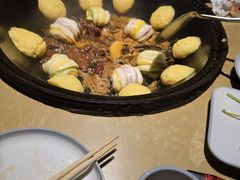 -万里闯关东铁锅炖菜馆(高新旗舰店)