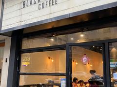 门面-black rainbow coffee