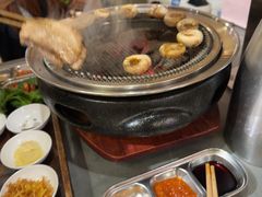 -围炉肉舍•炭烤活鳗•丹东海鲜烤肉(步行街店)