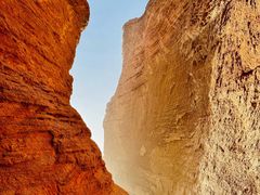 -天山神秘大峡谷
