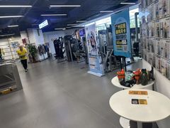 -超鹿运动(达信大厦店)