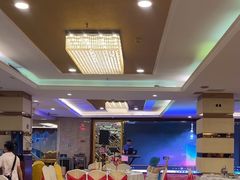 -御满江海鲜酒家(洛溪新城店)