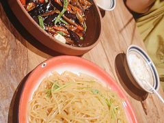 -泥糊破店小酒馆·团建聚餐(南京西路店)