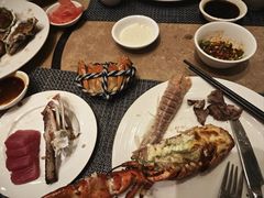-怡聚轩全日制自助餐厅(大中华喜来登酒店)