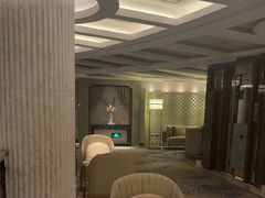 -浅深(世茂滨江精品店)