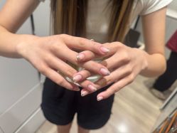 -猪猪女孩日式美睫美甲