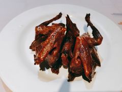 烤乳鸽-美人鱼悬崖海景餐厅(鹿嘴山庄店)