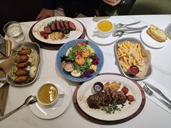 -芳草地西式融合餐厅(回龙窝店)