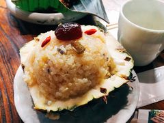 菠萝饭-茶花妹子云南餐厅(北大店)