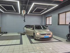 -哈贝卡汽车服务连锁(硕士路店)