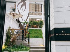 -Mark&Mars Restaurant