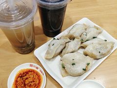 -小姜锅贴(凤凰街店)