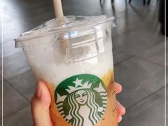 -星巴克臻选(惠州华贸天地1楼店)