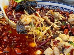 -喜乐餐厅•灯笼虾球首创者•本地小海鲜(二马路店)