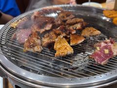 -青瓦餐厅·生鱼片·韩园烤肉(西塔店)