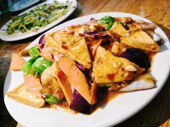 -东北特色菜馆(珞喻东路店)