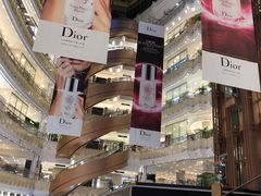 -新世界大丸百货