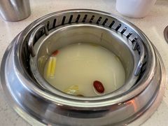 -龍歌自助小火锅(市南金茂湾店)
