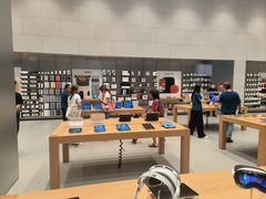 -Apple零售店(华贸购物中心店)