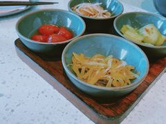 餐前小菜-半山腰·云南菜(侨福芳草地店)